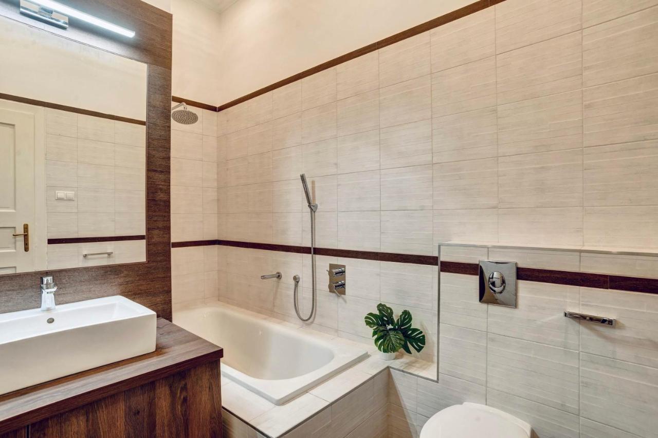 Inn The Downtown 布达佩斯 外观 照片